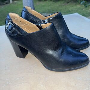 Clarks Kadri Dylan Boots Women's 7.5 M Black Leather Comfort Block Heel Side Zip